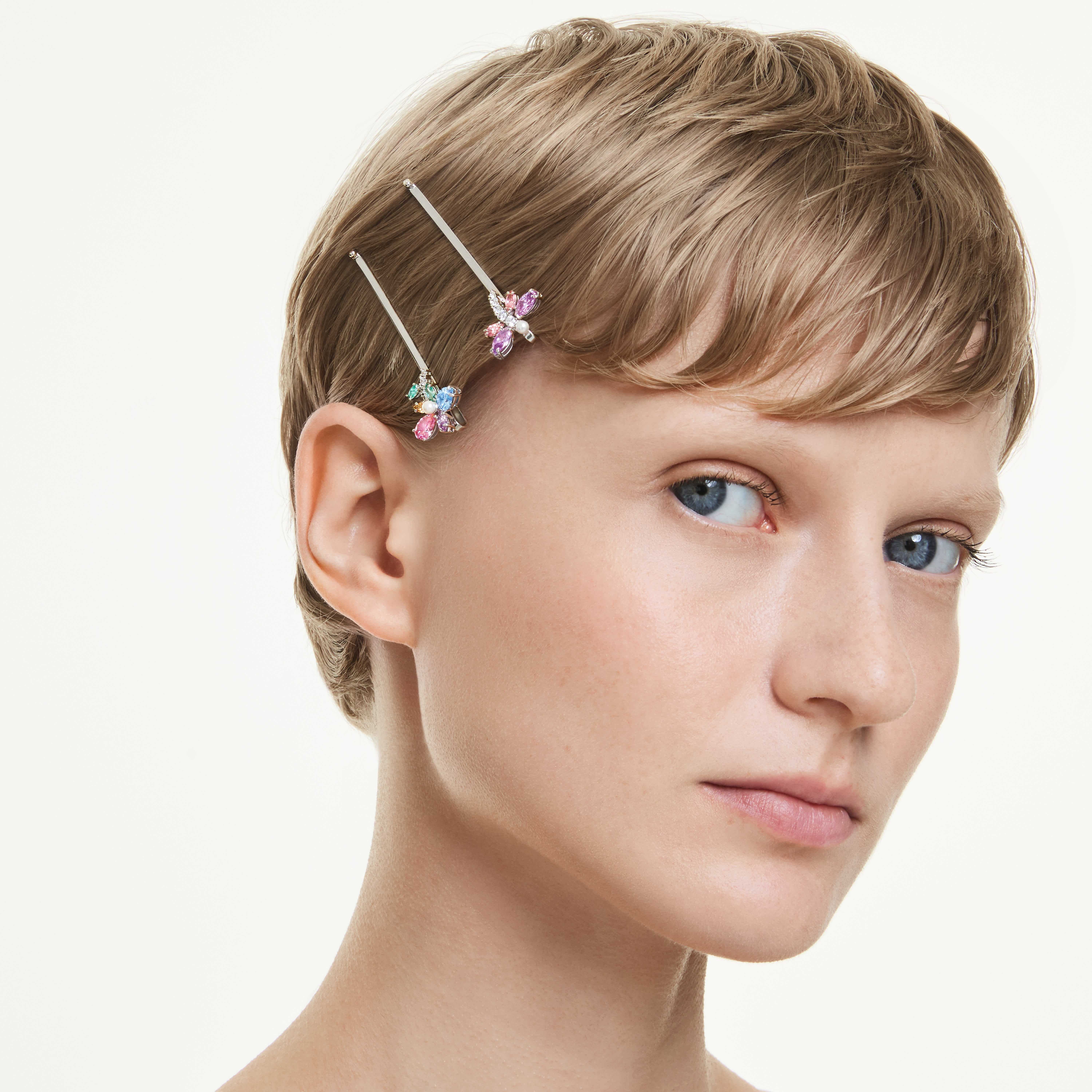 دبوس شعر ariana grande x swarovski، قطع متنوع، شكل يعسوب، شكل زهرة، ألوان متعددة، طلاء روديوم