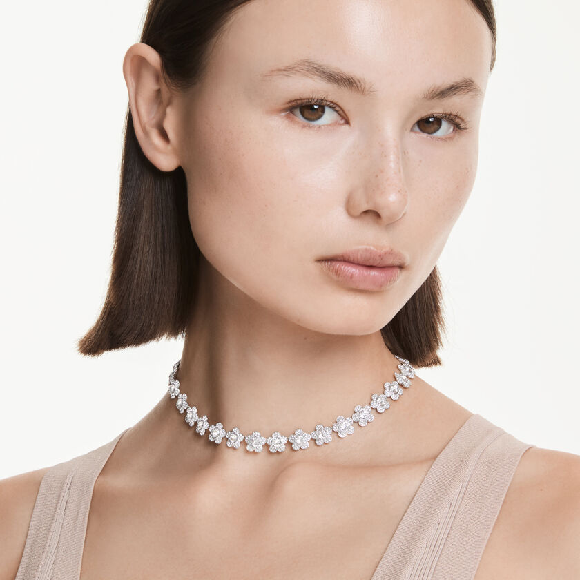 عقد ariana grande x swarovski، قطع مستدير، شكل زهرة، لون أبيض، طلاء روديوم