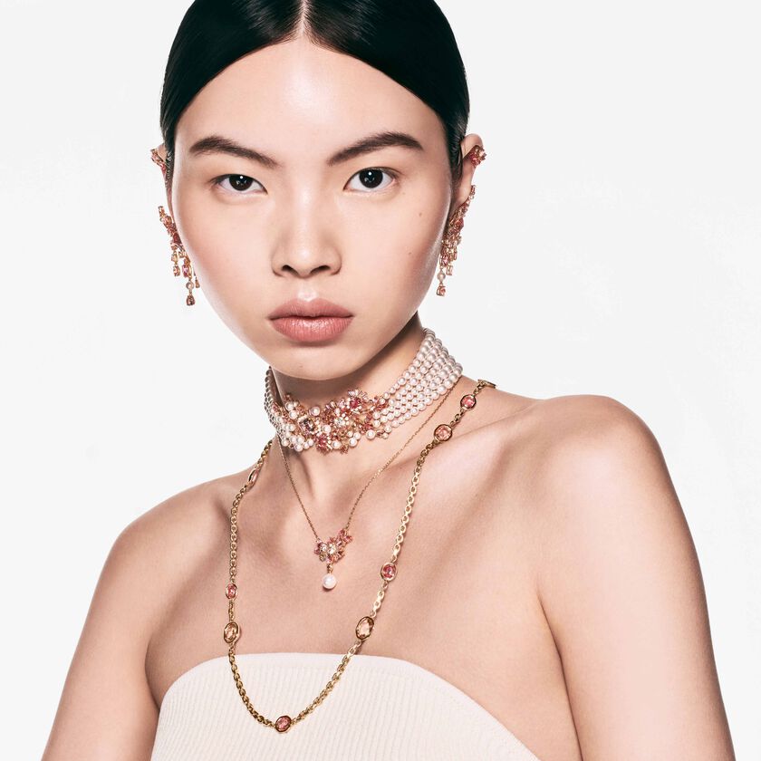 swarovski أقراط بمشبك gema، قطع متنوع، شكل زهرة، لون وردي، طلاء بلون ذهبي