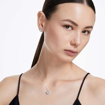 swarovski قلادة galaxy، أحجار ألماس مُصنعة في المختبر بإجمالي 2 قيراط، ذهب أبيض عيار 18