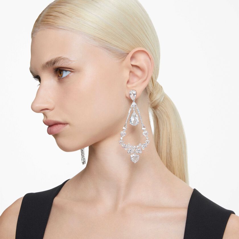 swarovski أقراط بمشبك mesmera، قطع متنوع، على شكل ثريا، طويلة، لون أبيض، طلاء روديوم