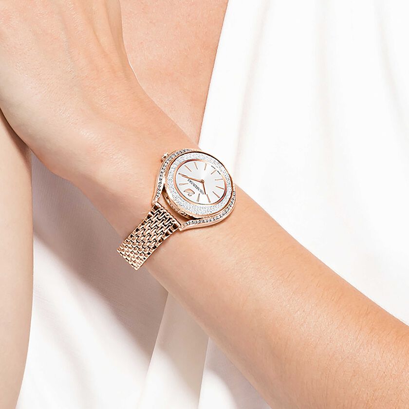 swarovski ساعة crystalline aura، صناعة سويسرية، سوار معدني، لون ذهب ورجي، لمسة نهائية بلون ذهبي وردي