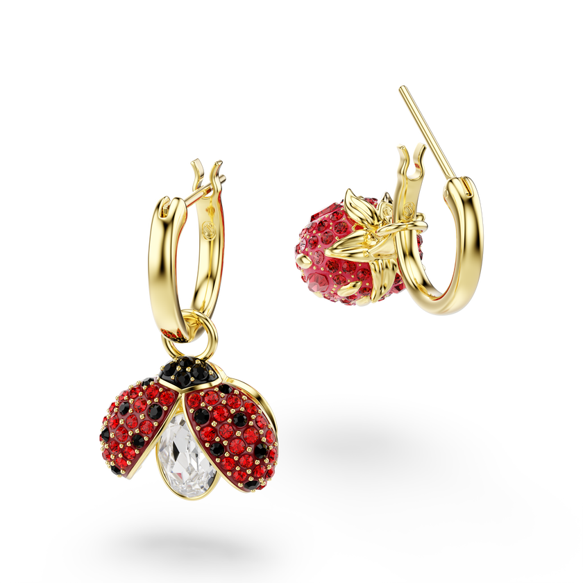 swarovski أقراط متدلية idyllia، طقم  3 قطع ، شكل دعسوقة، شكل زهرة برسيم، شكل فراولة، ألوان متعددة، طلاء باللون الذهبي