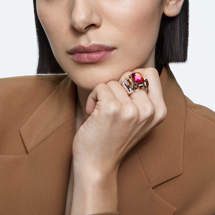 swarovski خاتم chroma كوكتيل، لون وردي، طلاء باللون الذهبي