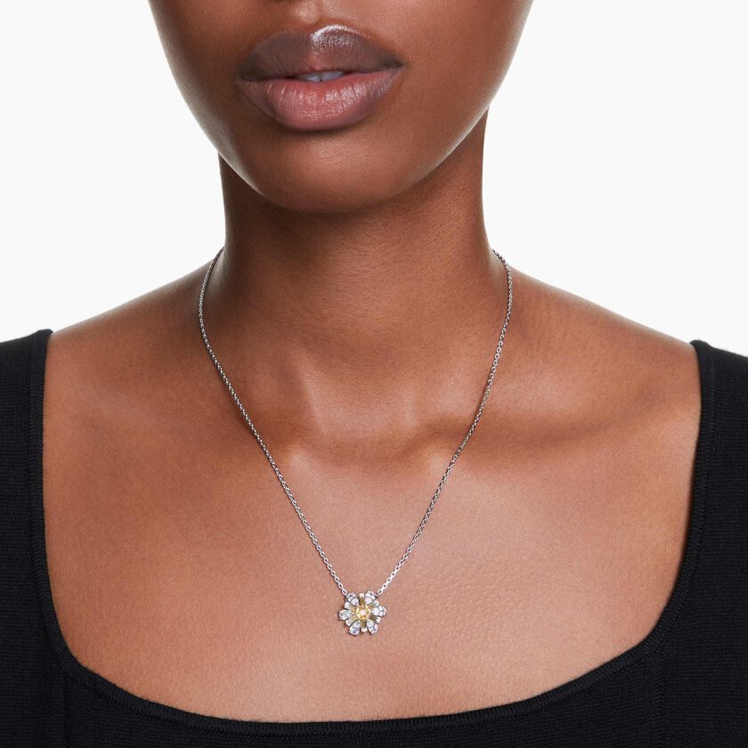 swarovski قلادة idyllia، على شكل زهرة، لون أصفر، طلاء روديوم