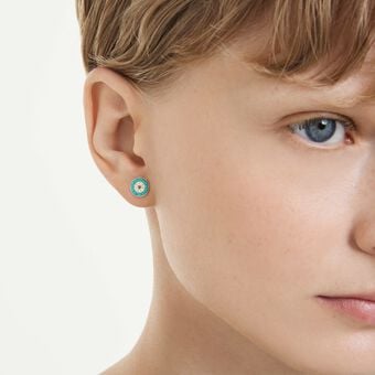 swarovski أقراط دبوسية luckily، أحجار كريستال صغيرة متراصة، شكل عين، لون أخضر، طلاء باللون الذهبي