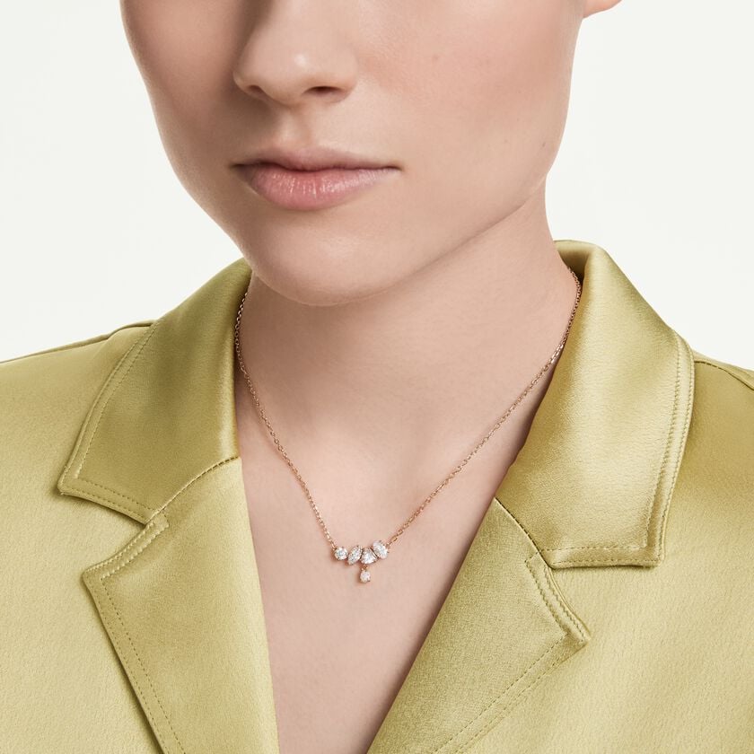 swarovski عقد mesmera، قطع متنوع، لون أبيض، لمسة نهائية من الذهب الوردي عيار 18 قيراط