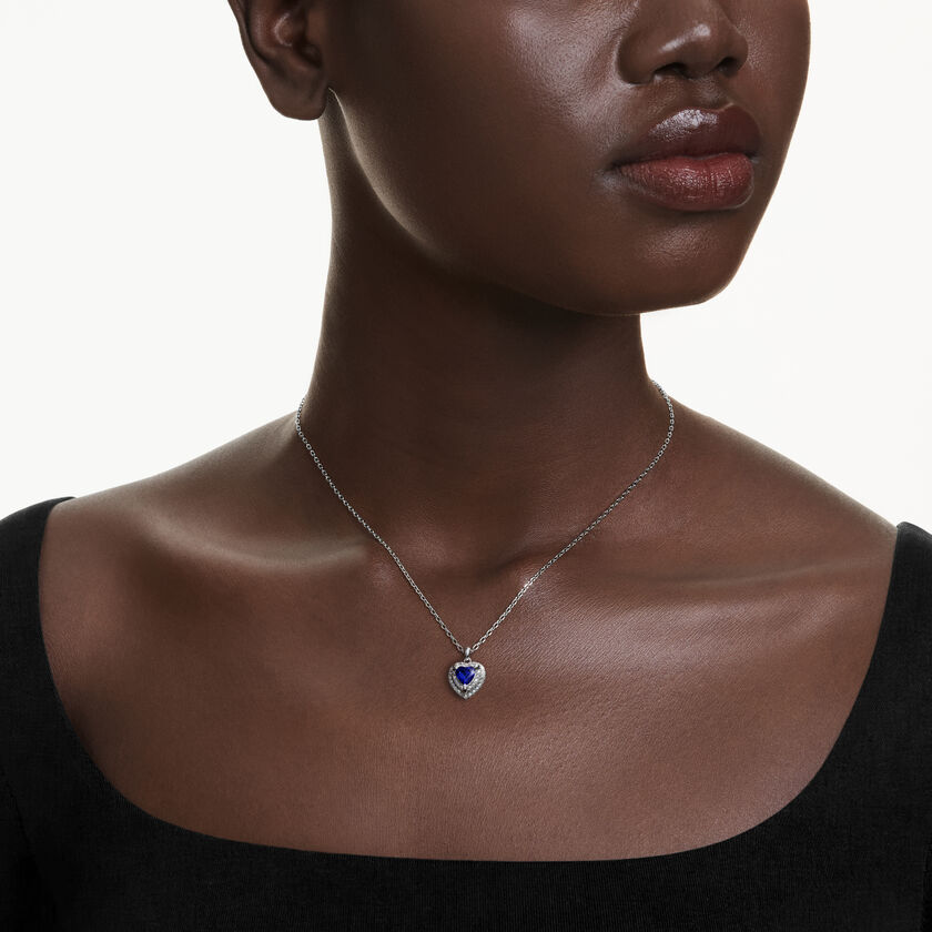 swarovski قلادة one، قطع على شكل قلب، ترصيع بافيه، شكل قلب، لون أزرق، طلاء روديوم