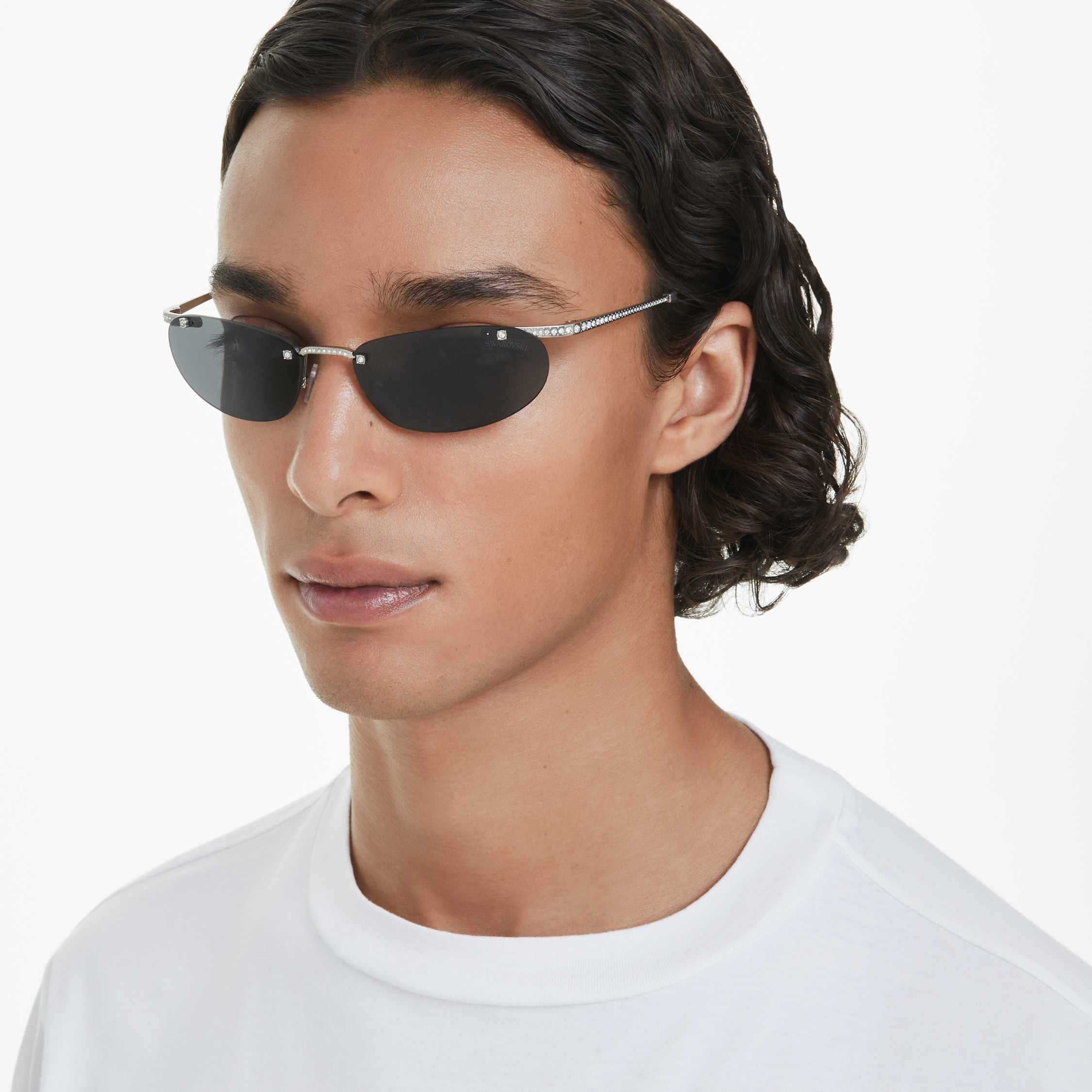 swarovski نظارة شمسية، شكل بيضاوي، لون أسود