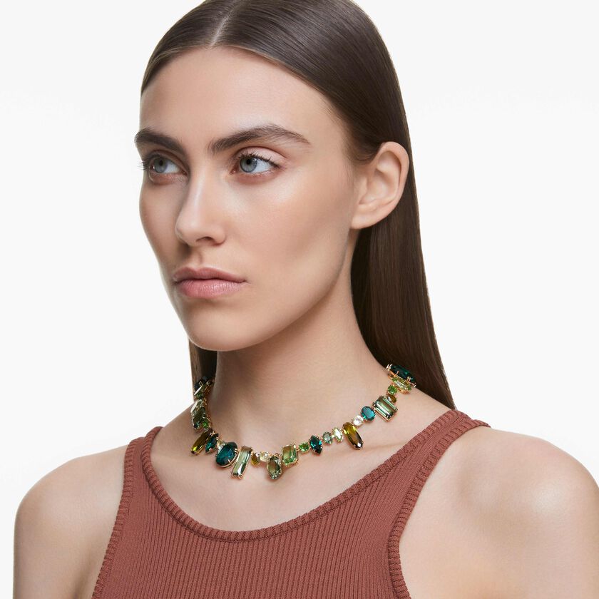 swarovski عقد gema، قطع متنوع، لون أخضر، طلاء بلون ذهبي