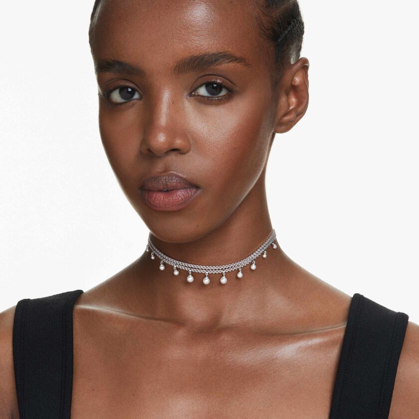 عقد شوكر ariana grande x swarovski، لآلئ كريستال، قطع مستدير، لون أبيض، طلاء روديوم