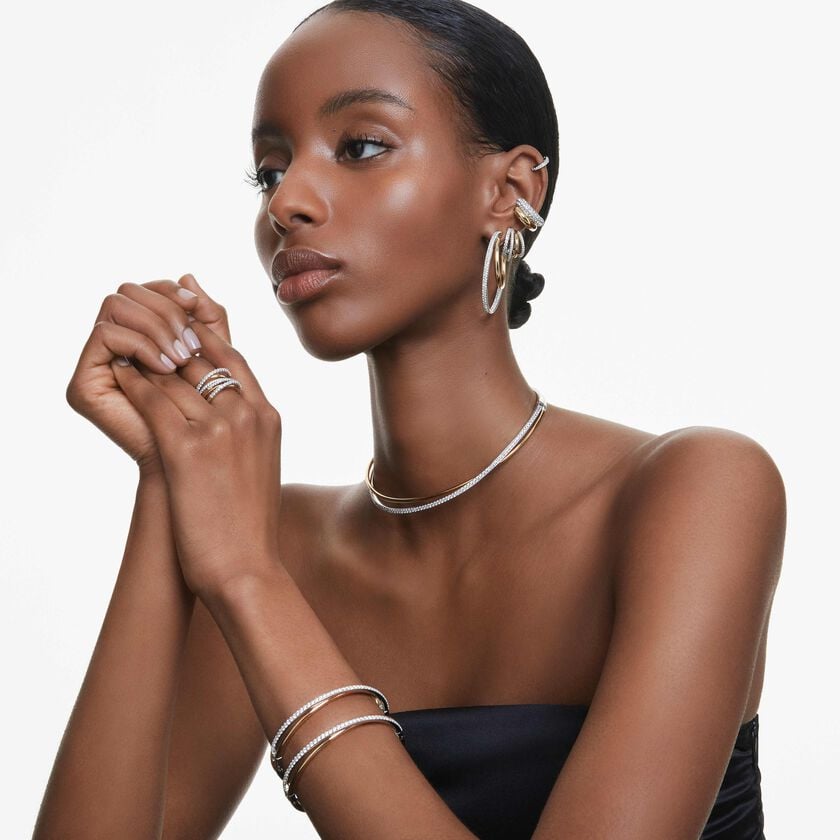 swarovski أقراط حلقية hyperbola، قطع متنوع، حجم صغير، لون أبيض، لمسة نهائية من معادن مختلطة