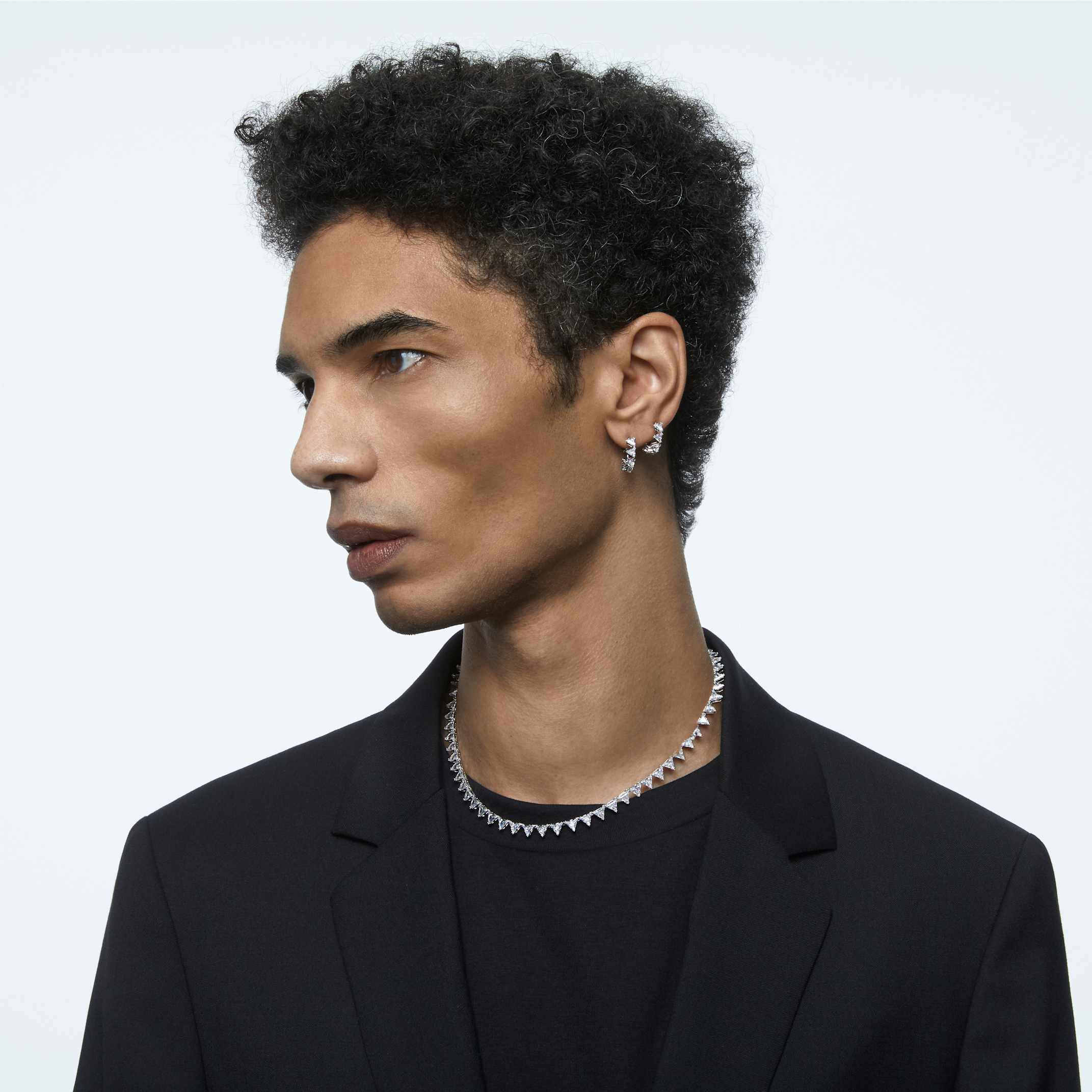 swarovski أقراط حلقية matrix، قطع مثلث، حجم صغير، لون أبيض، طلاء روديوم