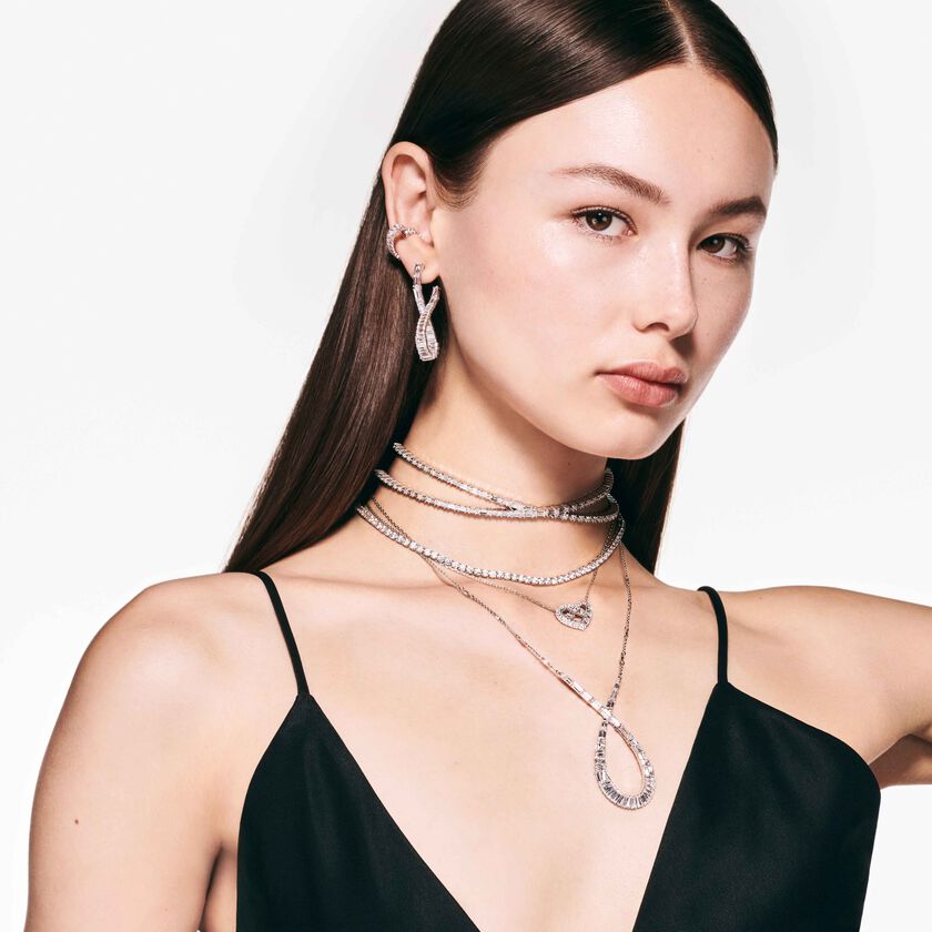 swarovski قلادة hyperbola، قطع متنوع، شكل إنفينيتي، لون أبيض، طلاء روديوم