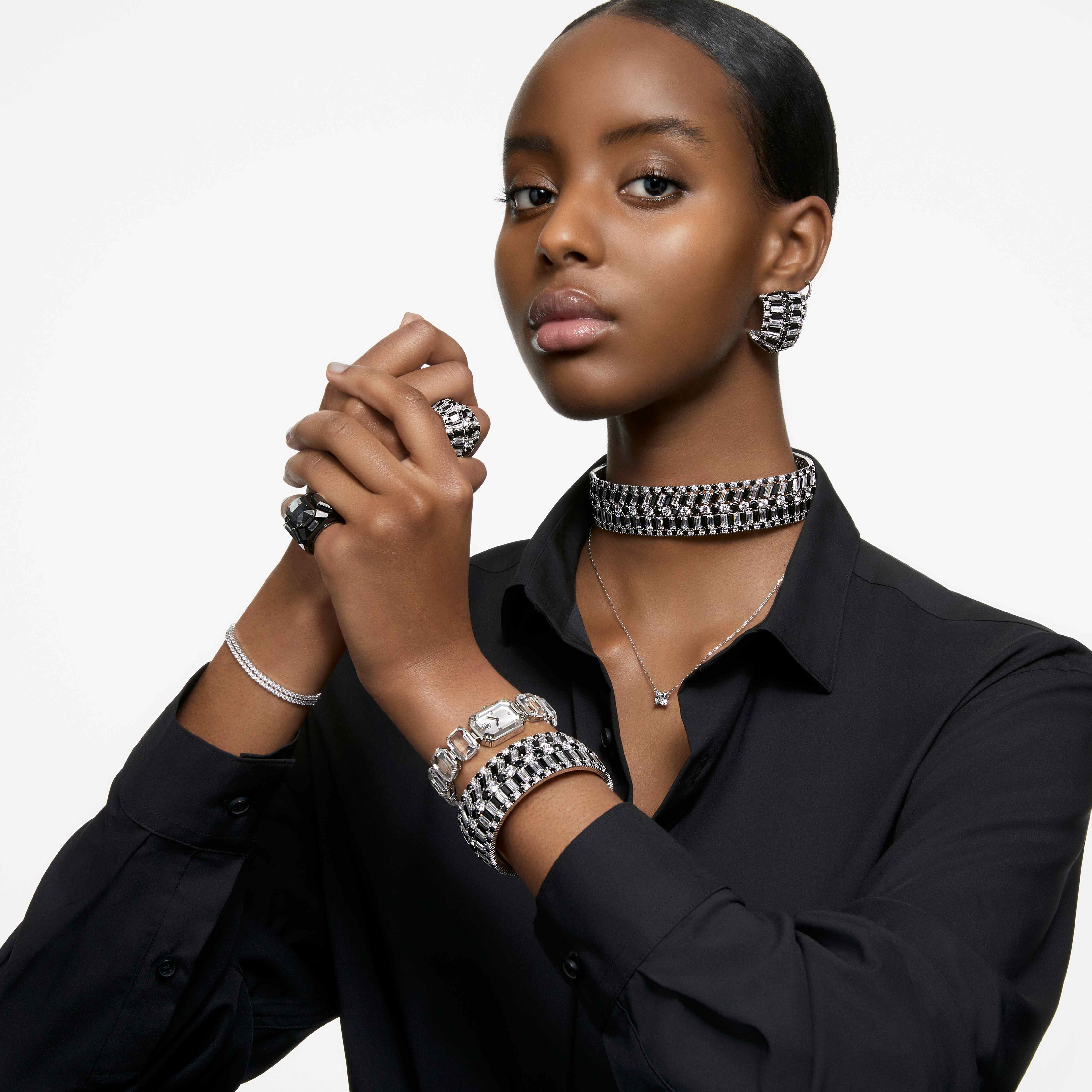 swarovski ساعة يد، سوار مرصع بأحجار مثمنة الشكل، لون أبيض، ستانلس ستيل